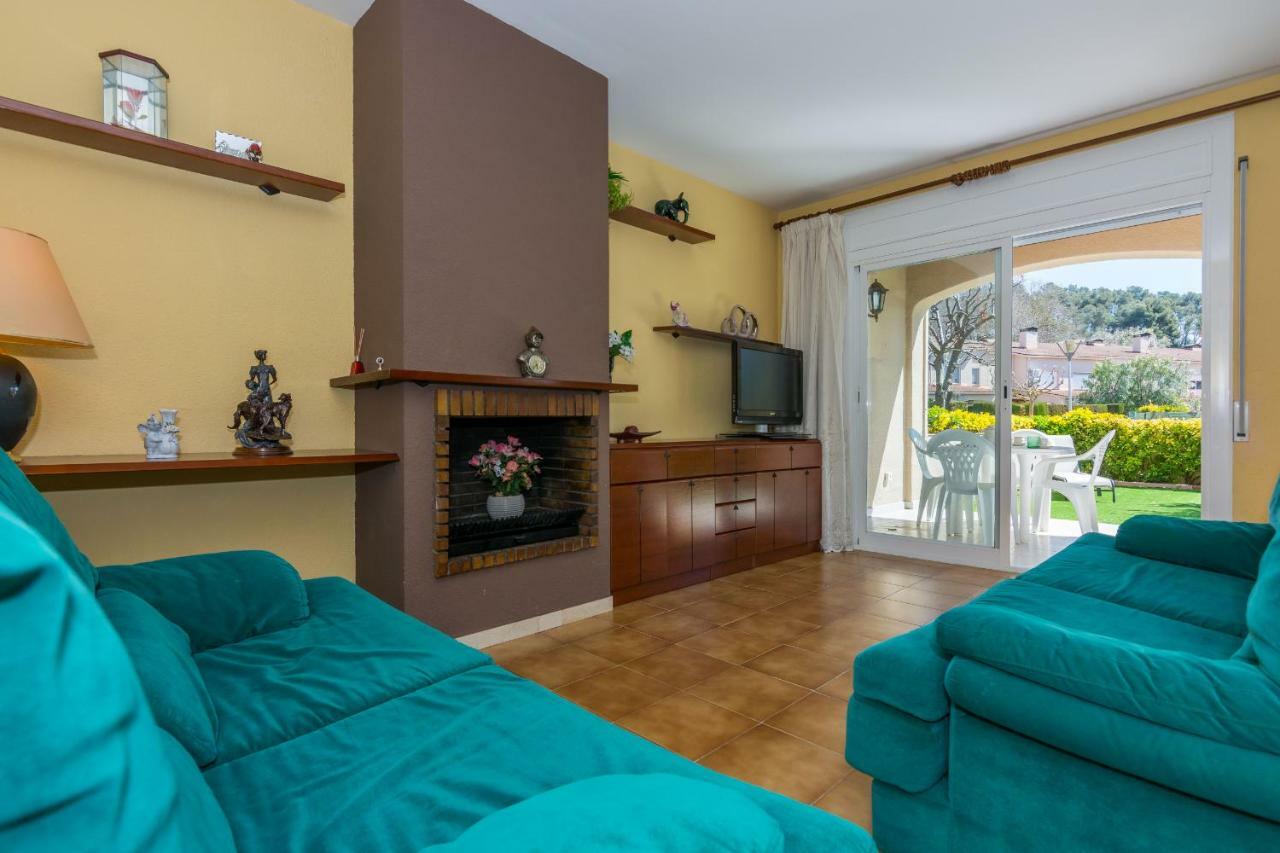 HomeHolidaysRentals Moonlight Santa Susanna Buitenkant foto