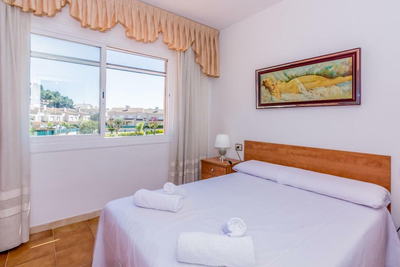 HomeHolidaysRentals Moonlight Santa Susanna Buitenkant foto