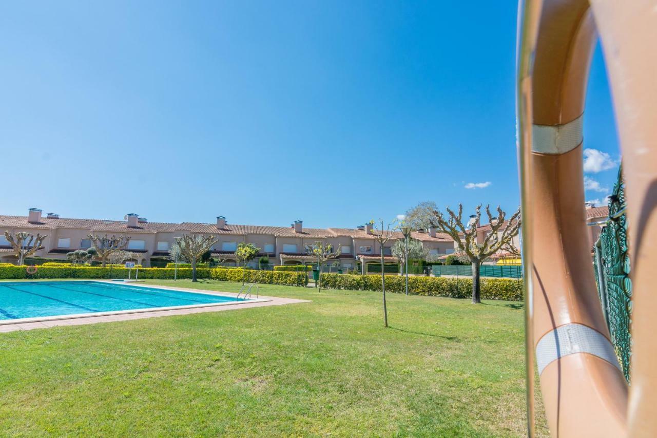 HomeHolidaysRentals Moonlight Santa Susanna Buitenkant foto