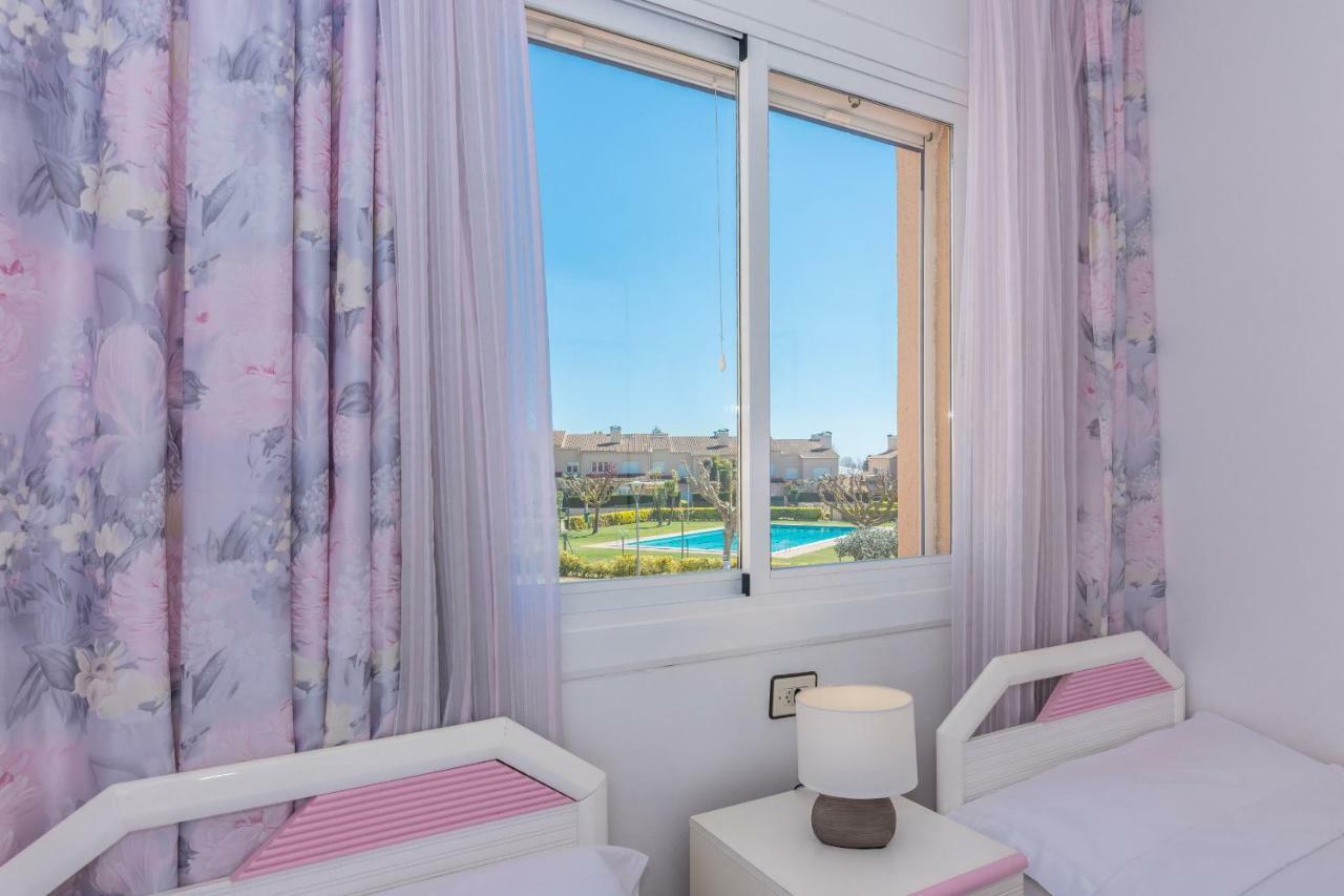 HomeHolidaysRentals Moonlight Santa Susanna Buitenkant foto
