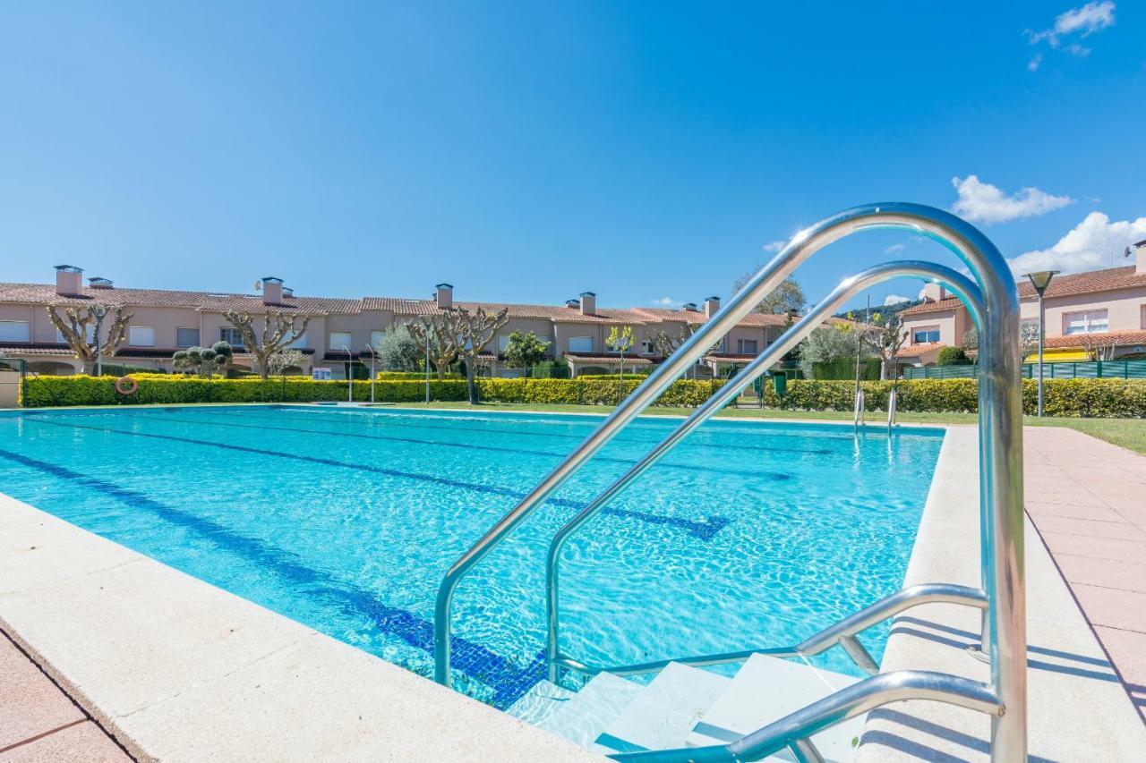 HomeHolidaysRentals Moonlight Santa Susanna Buitenkant foto