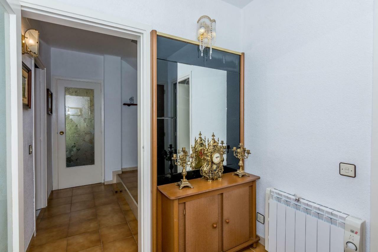 HomeHolidaysRentals Moonlight Santa Susanna Buitenkant foto